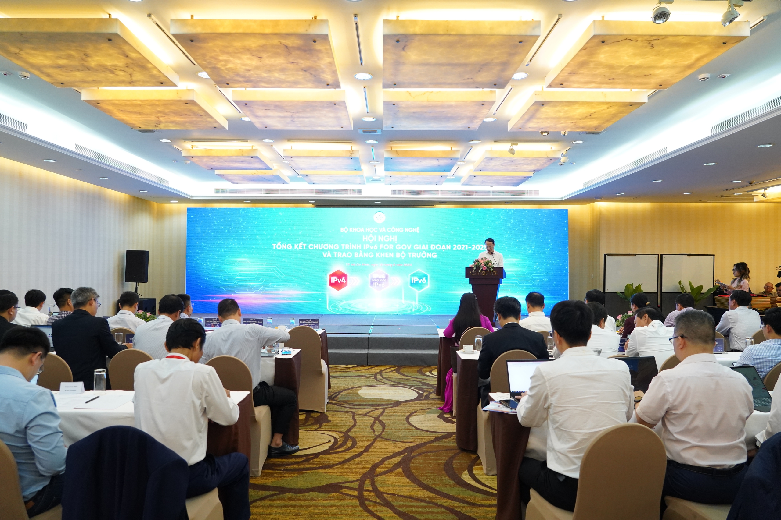 “IPv6 là lựa chọn tất yếu của tương lai”