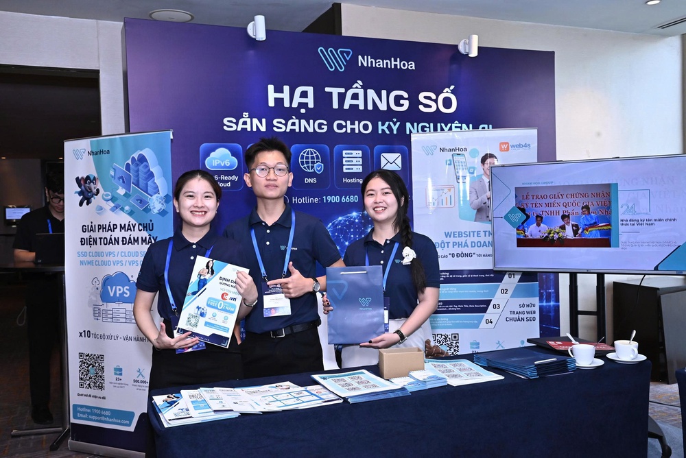 Hoạt động triển lãm, giới thiệu sản phẩm, giải pháp công nghệ và hạ tầng Internet tại&nbsp;VNNIC Internet Conference 2026.